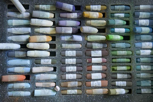 Mixed color chalks