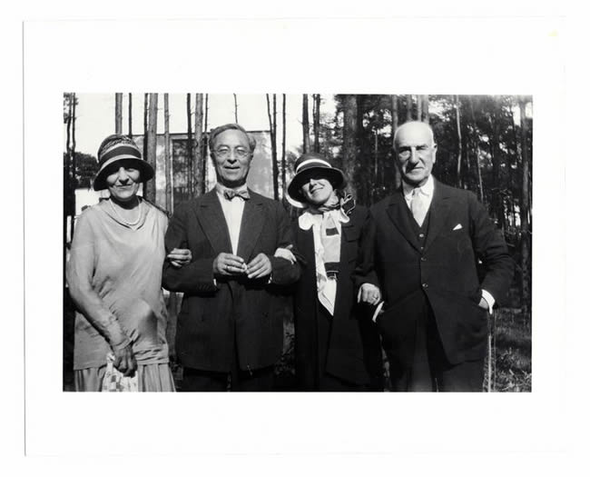 Bibliothèque Kandinsky, Centre Pompidou, Paris; used with permission