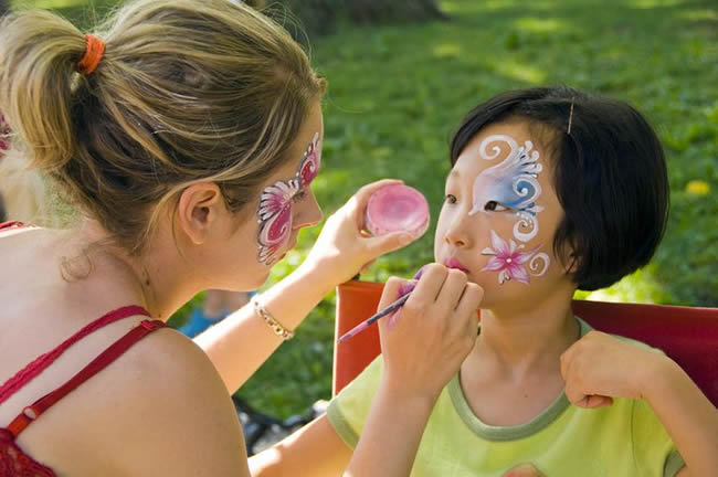 Face painting