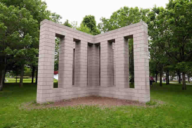 sol lewitt structure minneapolis